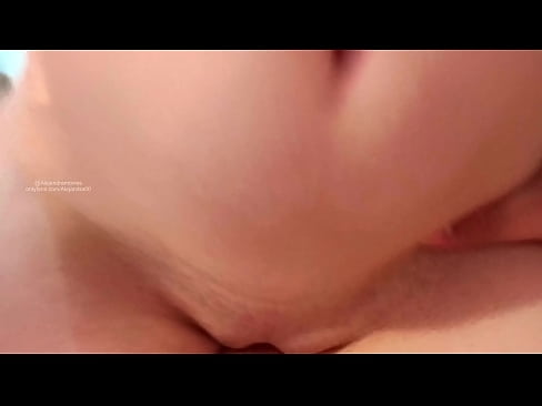 ❤️ Guļu māsas istabā, un tā es pamodos ❤️ Porno pie mums